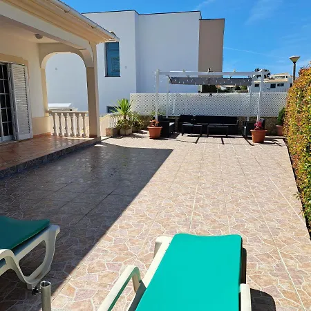 Villa Mariamar