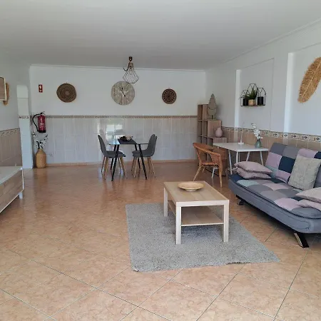 Villa Mariamar