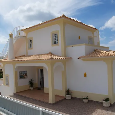 Villa Mariamar